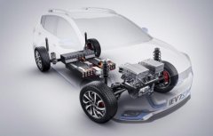 吴展松系吴思伶之父亲