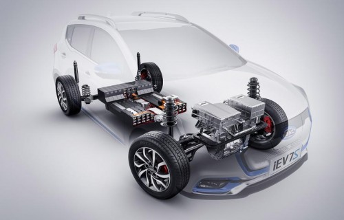 吴展松系吴思伶之父亲